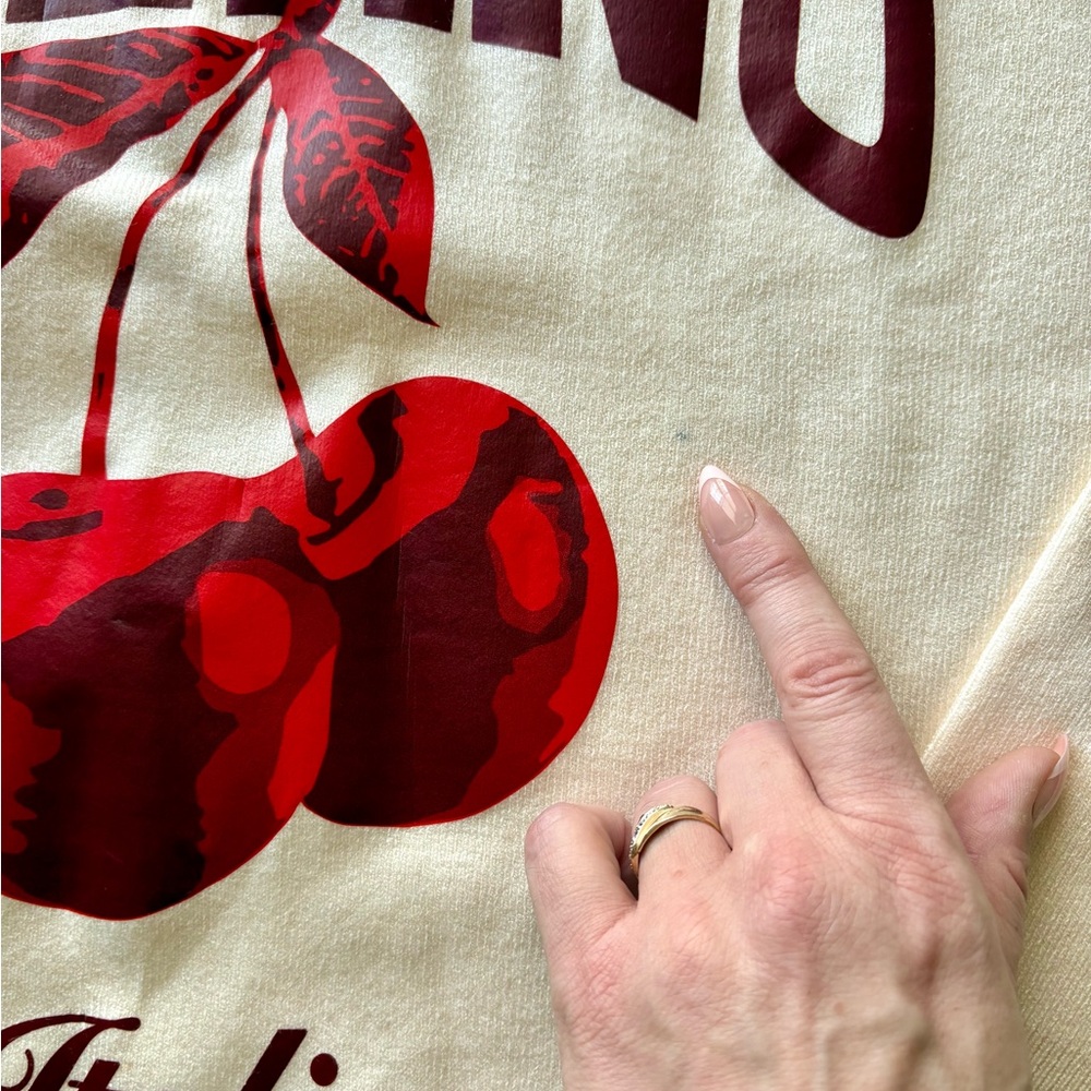 Cream cherry 🍒 sweater - Picture 8 of 11
